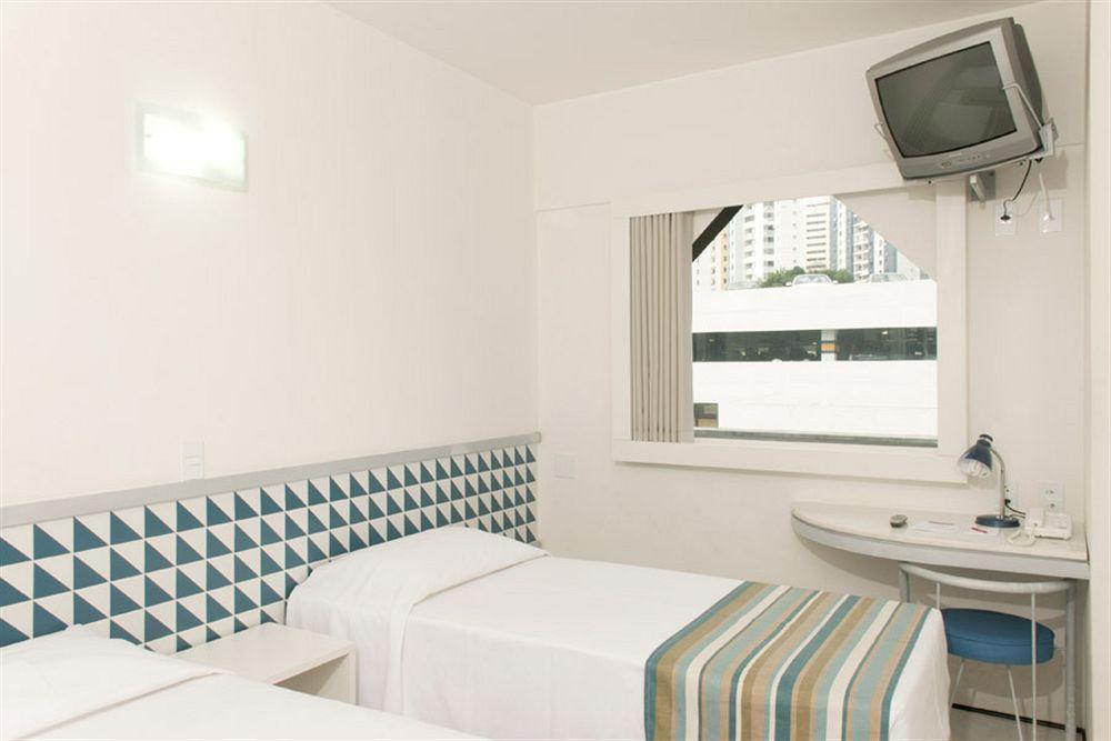 Ibis Budget Salvador Extérieur photo